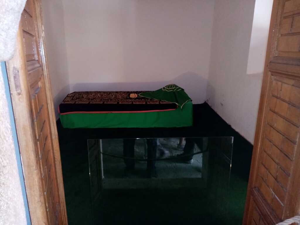 Aşçı Baba Kabri