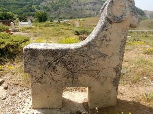 Dersim - Tunceli Hozat Mezar Taşları - Koç ve At mezar taşları
