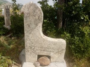 Dersim - Tunceli Hozat Mezar Taşları - Koç ve At mezar taşları