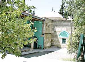 Veli Baba Sultan Türbesi Isparta ili Senirkent ilçesinin 3 km kuzeyindeki Uluğbey (eski adı İlegöp) kasabasındadır.